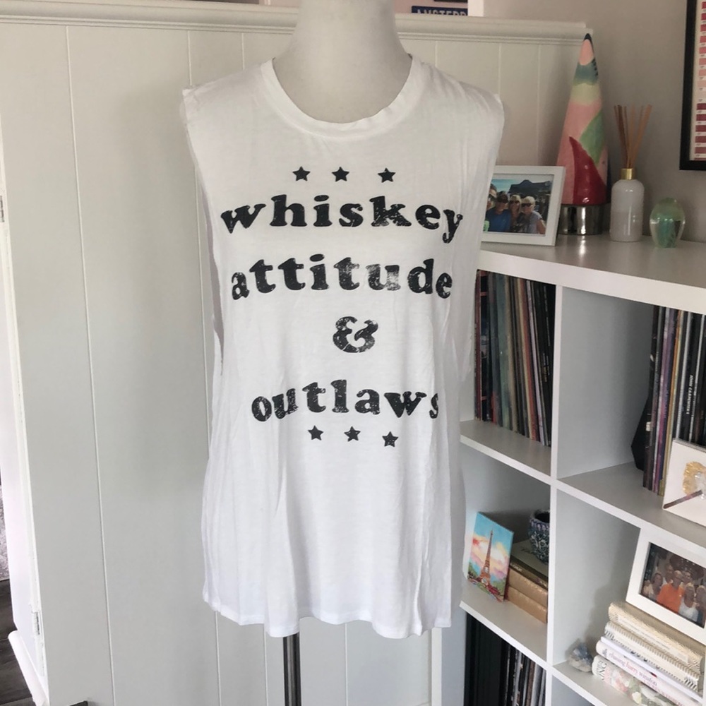 Graphic muscle tee